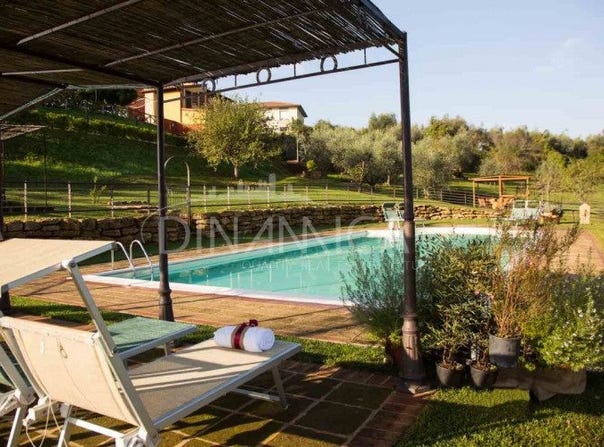 Crespina, Tuscany 56040