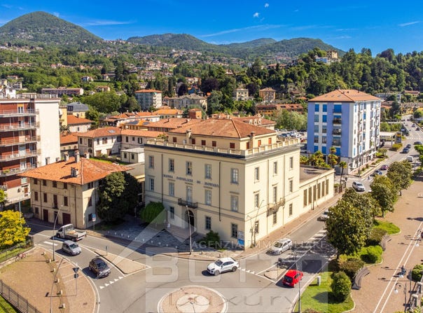 Corso Lorenzo Cobianchi 2, Verbania, Piedmont 28900