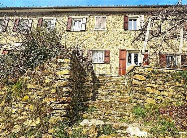 Seravezza, Tuscany 55040