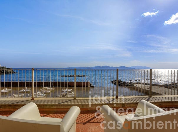 Piombino, Tuscany 57025