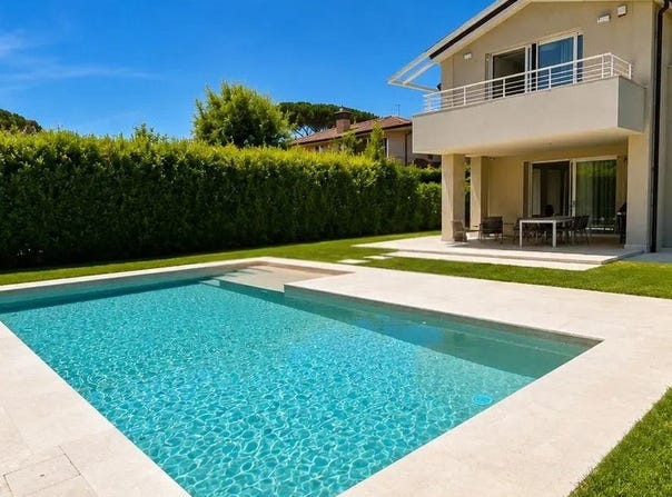 Forte dei Marmi, Tuscany 55042