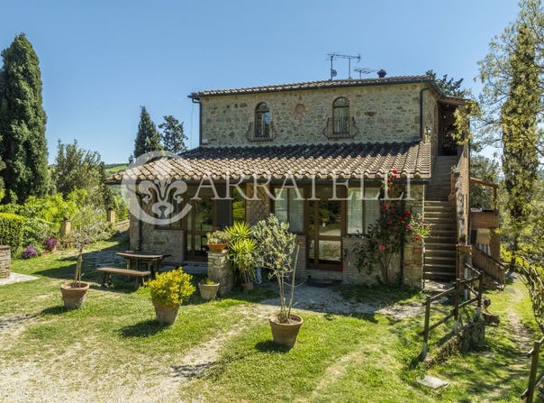 Volterra, Tuscany 56048