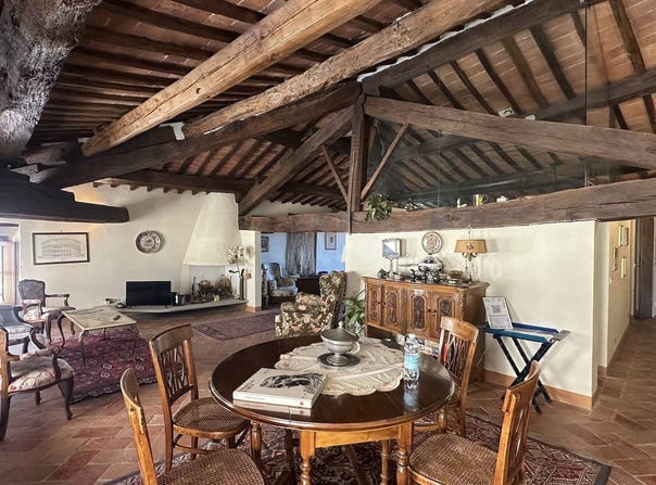Montepulciano, Tuscany 53045
