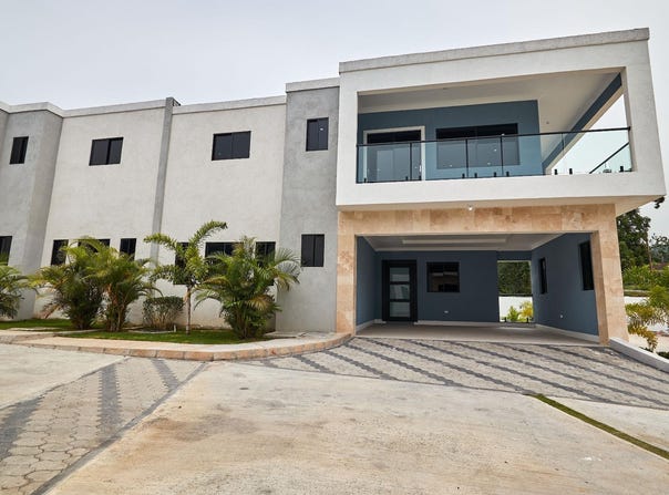 5 FARRINGDON TERRACE unit: 6, Kingston 6, St. Andrew