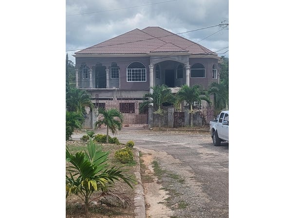 44 WHITE RIVER, Marvins Park, St. Ann