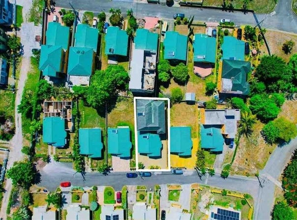110 GREENWICH ESTATE, Greenwich Park, St. Ann