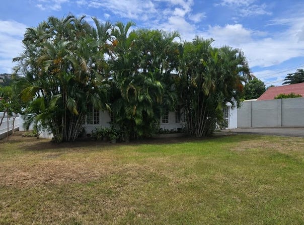 KNIGHTS DALE, Kingston 19, St. Andrew