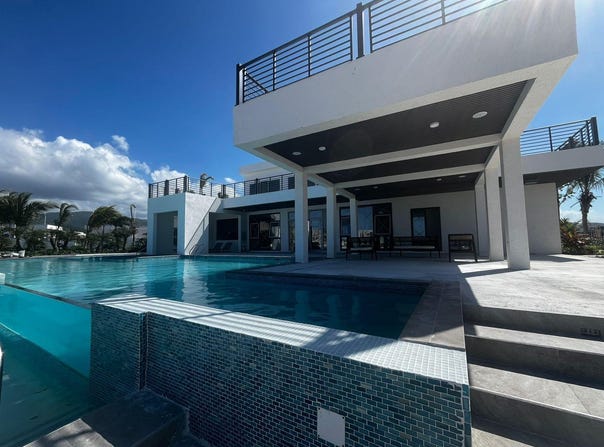H201 PARADISIAC BEACH CLUB, Richmond, St. Ann
