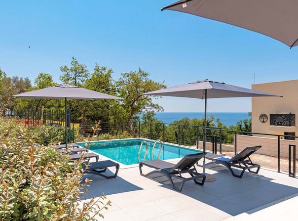 Reevii, Budva Municipality 85300
