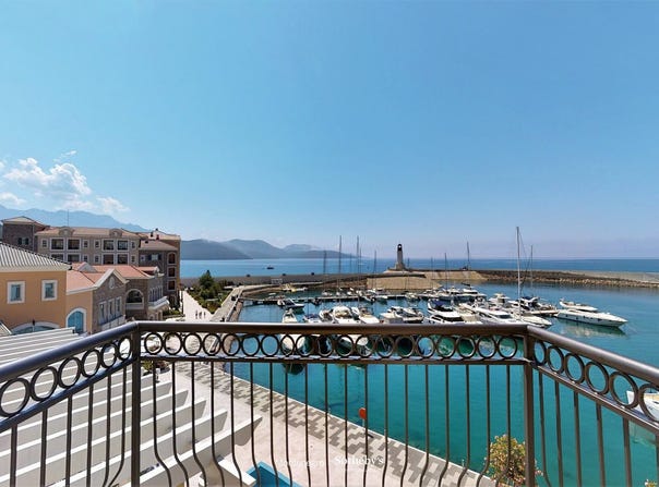 Tivat, Tivat Municipality 82000