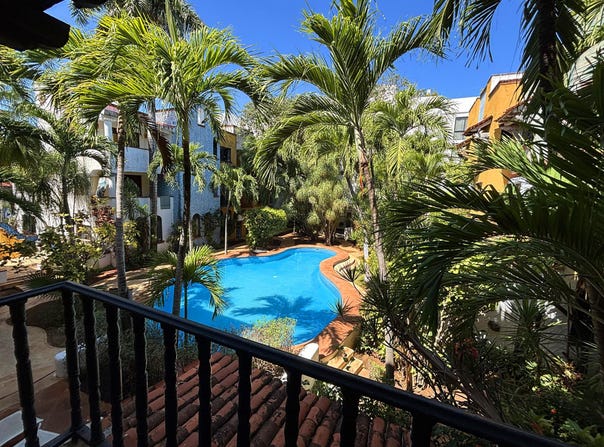 LB 15 Avenida Nte, Playa del Carmen, Quintana Roo 77720