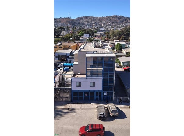 Ave. Espinoza, Ensenada, Ensenada, Baja California 22800