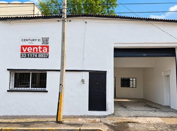 Esteban a la Torre 338, La Perla, Guadalajara, Jalisco, Guadalajara, Jalisco 44360