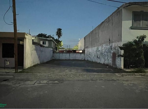 25 de Diciembre 360, El Roble 1er Sector, San Nicolás de los Garza, Nuevo León, San Nicolas de los Garza, Nuevo Leon 66450
