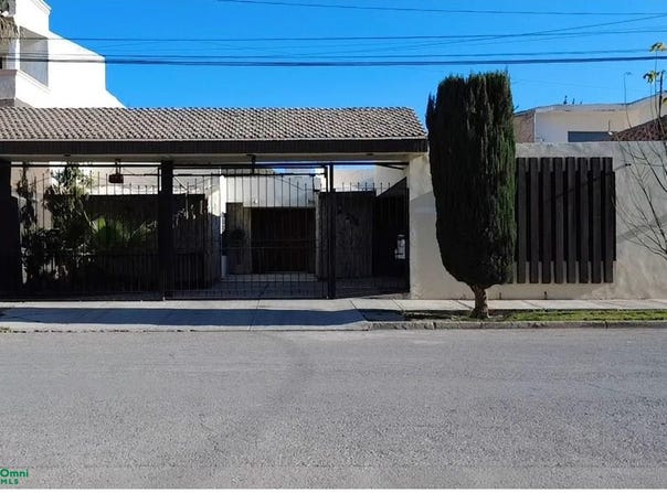 Calle Londres 227, El Campestre, Gómez Palacio, Durango, Gomez Palacio, Durango 35080