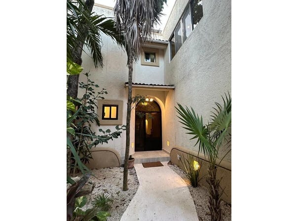 217 Calle Rtno. Chichén Itzá, Playa Car Fase II, Quintana Roo 77717