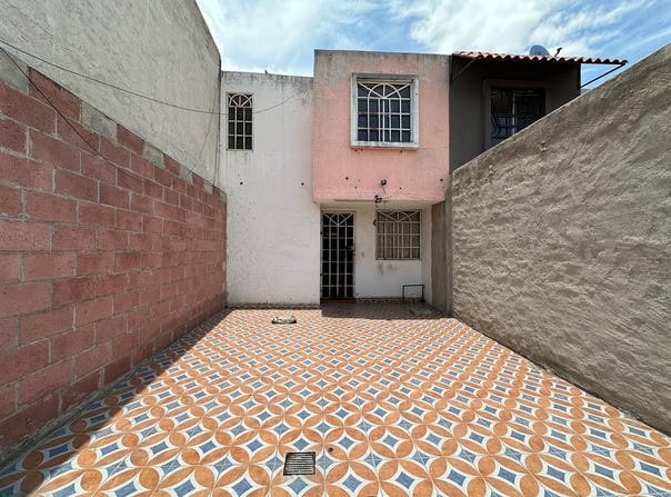Boulevard Valle Dorado Cuatro Estaciones 0, Fraccionamiento 4 Estaciones, Tlajomulco de Ziga, Jalisco, Tlajomulco de Zuniga, Jalisco 45653