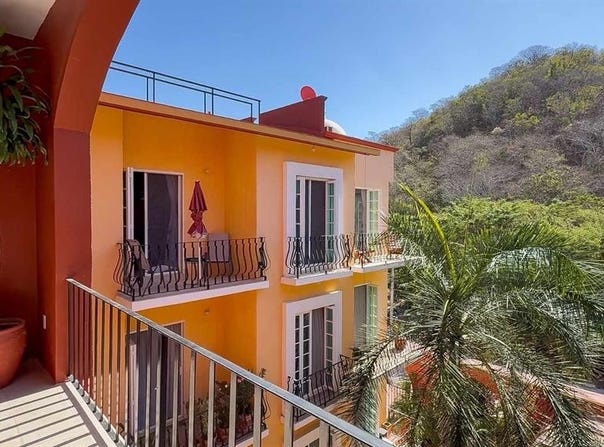 Acatlan, Bahias de Huatulco, Oaxaca 70987