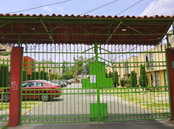 Tulipán 0, San Pablo Atlazalpan, Chalco, México, Chalco, Mexico 56620
