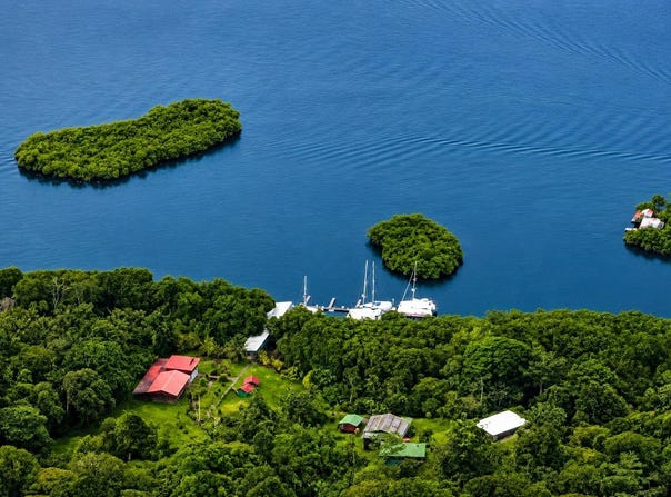 BAHIA HONDA, ISLA BASTIMENTOS, BOCAS DEL TORO, Bocas del Toro, Bocas del Toro