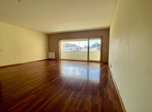 Matosinhos, Porto District 4465-645