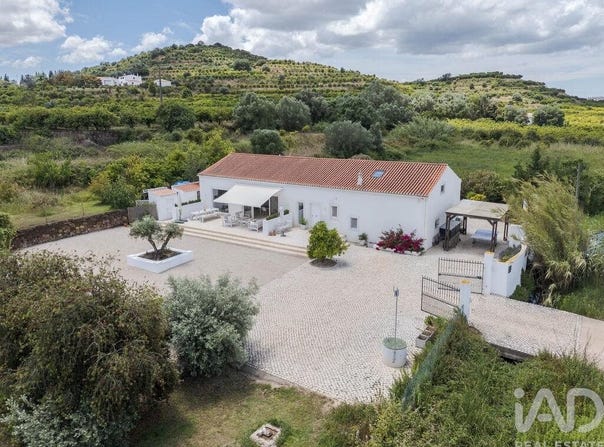 Silves, Algarve 8300