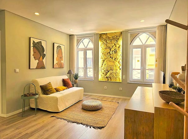 Rua Luís de Camões 450-452 1º Frt, Santa Marinha, Porto District 4430-132