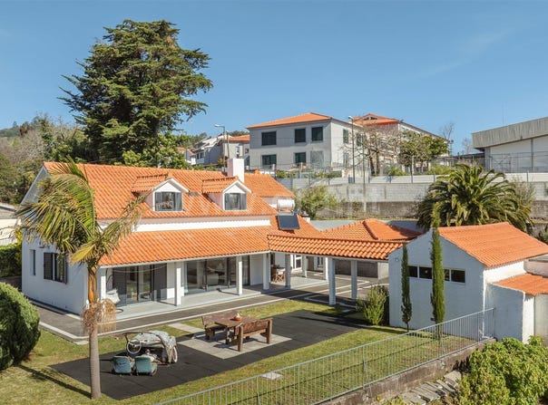 Camacha, Madeira 9135