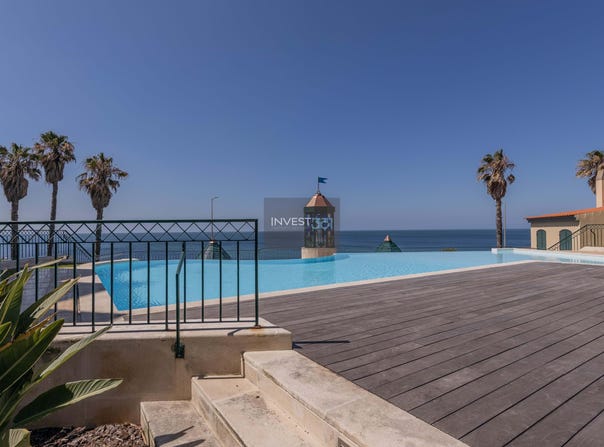 Carcavelos e Parede, Lisbon