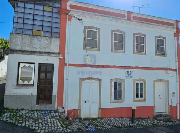 Bucelas, Lisbon 2670