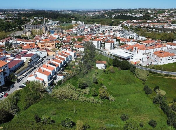 Leiria, Leiria District 2440