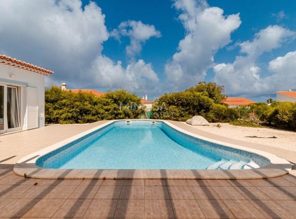 Aljezur, Algarve 8670