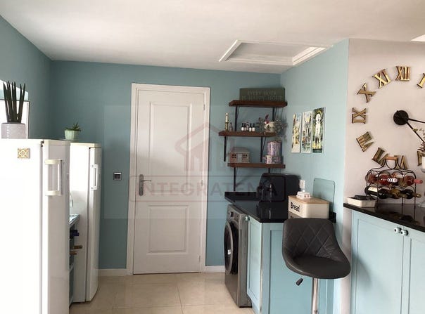 Alfeizerão, Leiria 2460