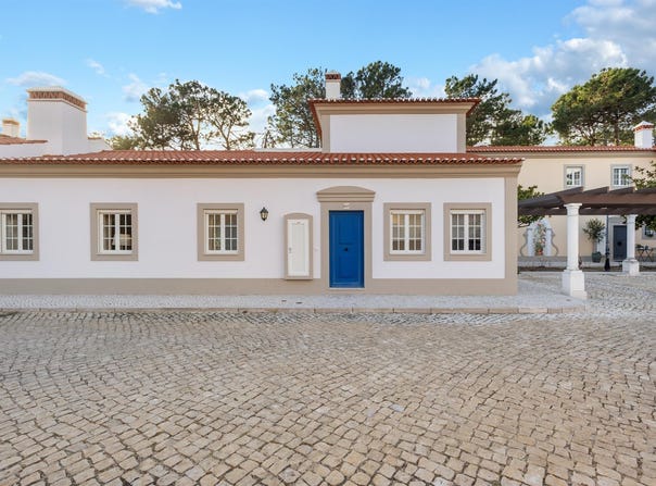 Amoreira, Leiria 2510