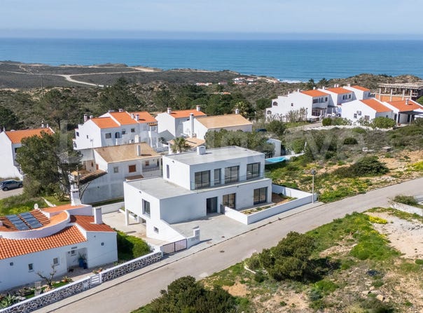 Aljezur, Algarve 8670