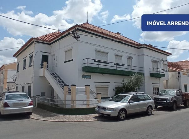Estremoz, Évora District 7100-050