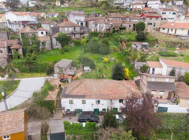 Viseu, Viseu District 4690