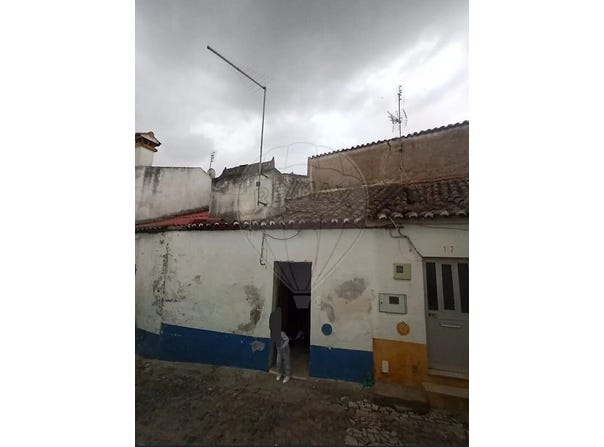Évora, Évora District 7100