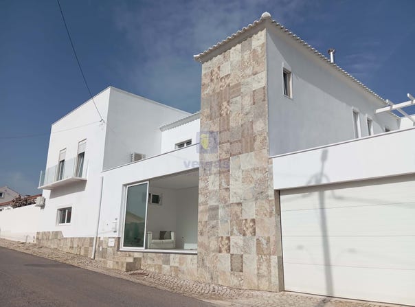 Peral, Lisbon