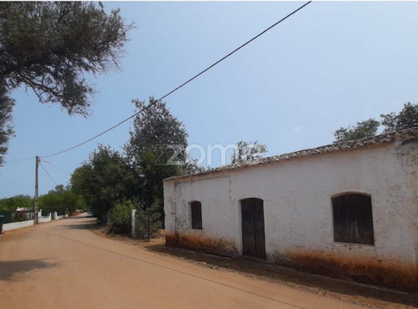 Paderne, Algarve 8200