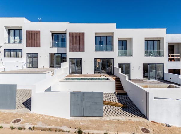 Estômbar e Parchal, Algarve 8400
