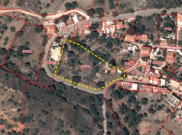 Alte, Algarve 8100