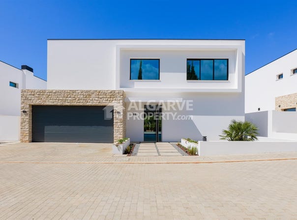 Vilamoura, Algarve 8125-410