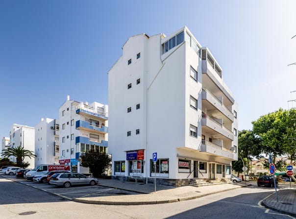 Portimão, Algarve 8500