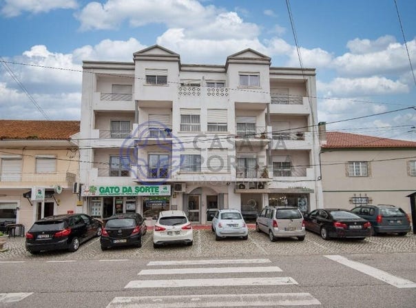 Alfeizerão, Leiria 2460