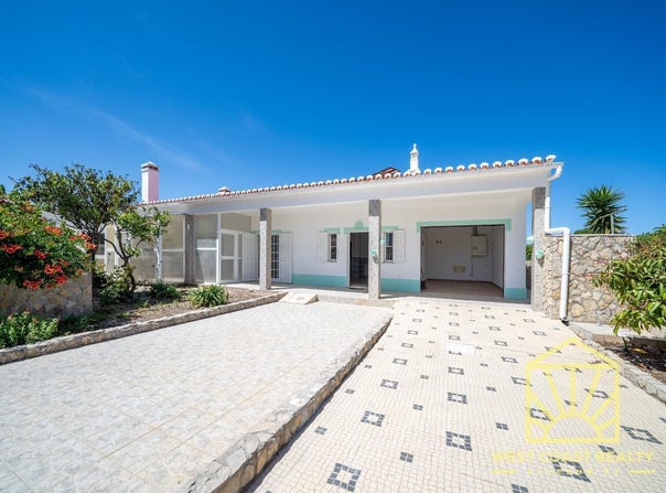 Aljezur, Algarve 8670