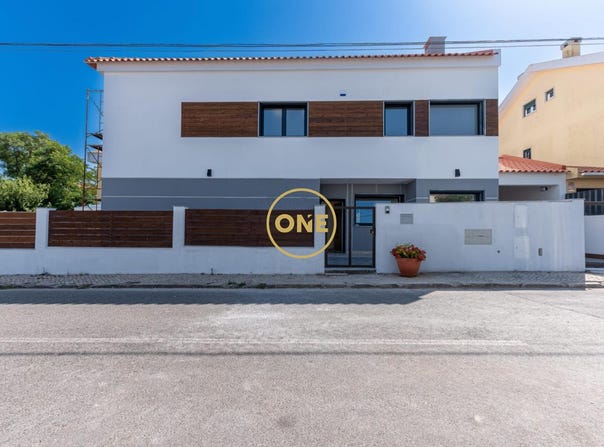 MEM MARTINS, Lisbon