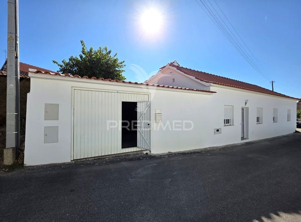 Serra e Junceira, Tomar, Santarém District 2300