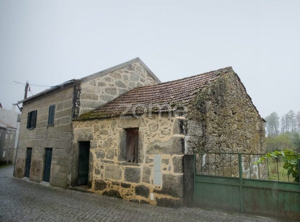 Fornos de Algodres, Guarda District