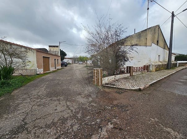 Évora, Évora District 7100